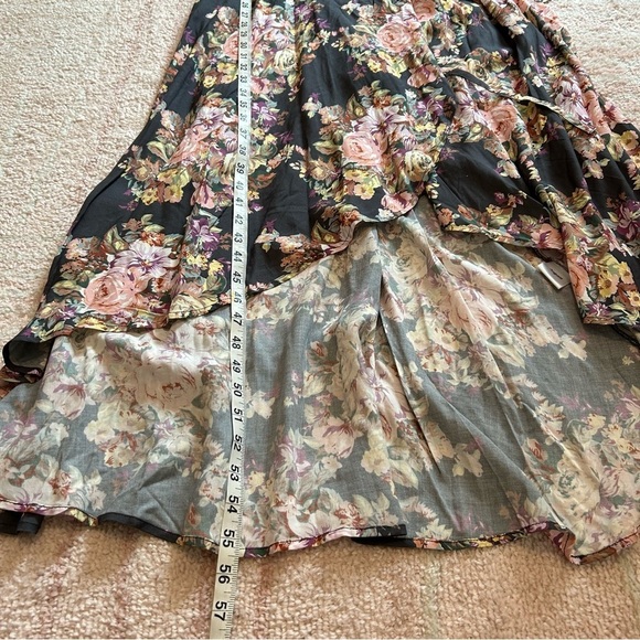 NWT Auguste The Label Wrap Dress High Low Charcoal Floral Print Size Large (8) - Picture 10 of 14
